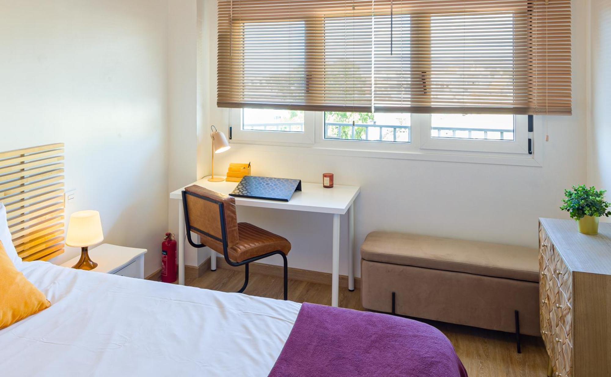 Center - Cute Quiet Close To The With Parking!! Apartment Marbella
